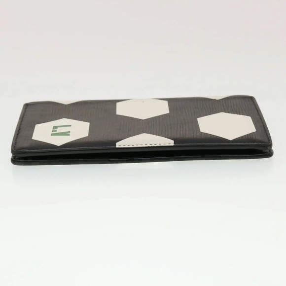 Authentic LOUIS VUITTON Epi FIFA Portefeuille Brazza Wallet Black/White - Picture 6 of 15